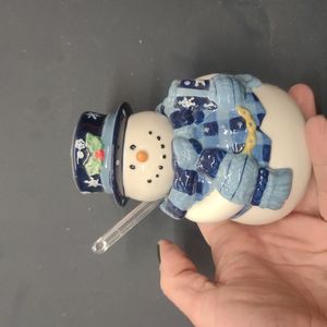 Snowman sugar dispenser